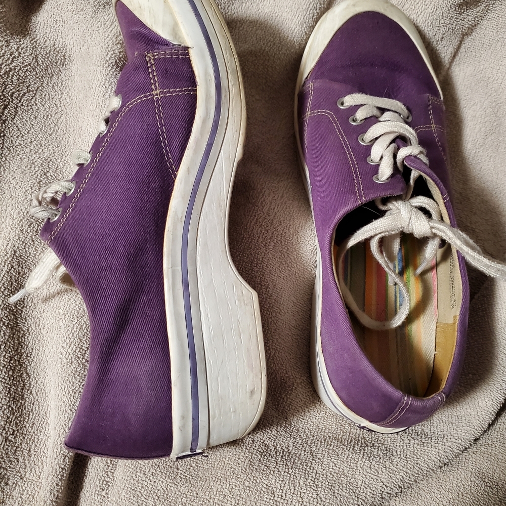 Dansko size 39 purple heel sneakers